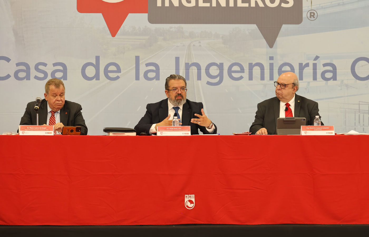 México: SICT entregó 549 obras viales