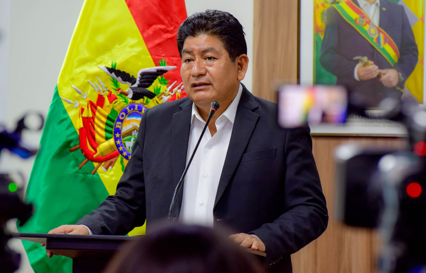 Bolivia destina más de USD 238 millones para obras viales a Potosí