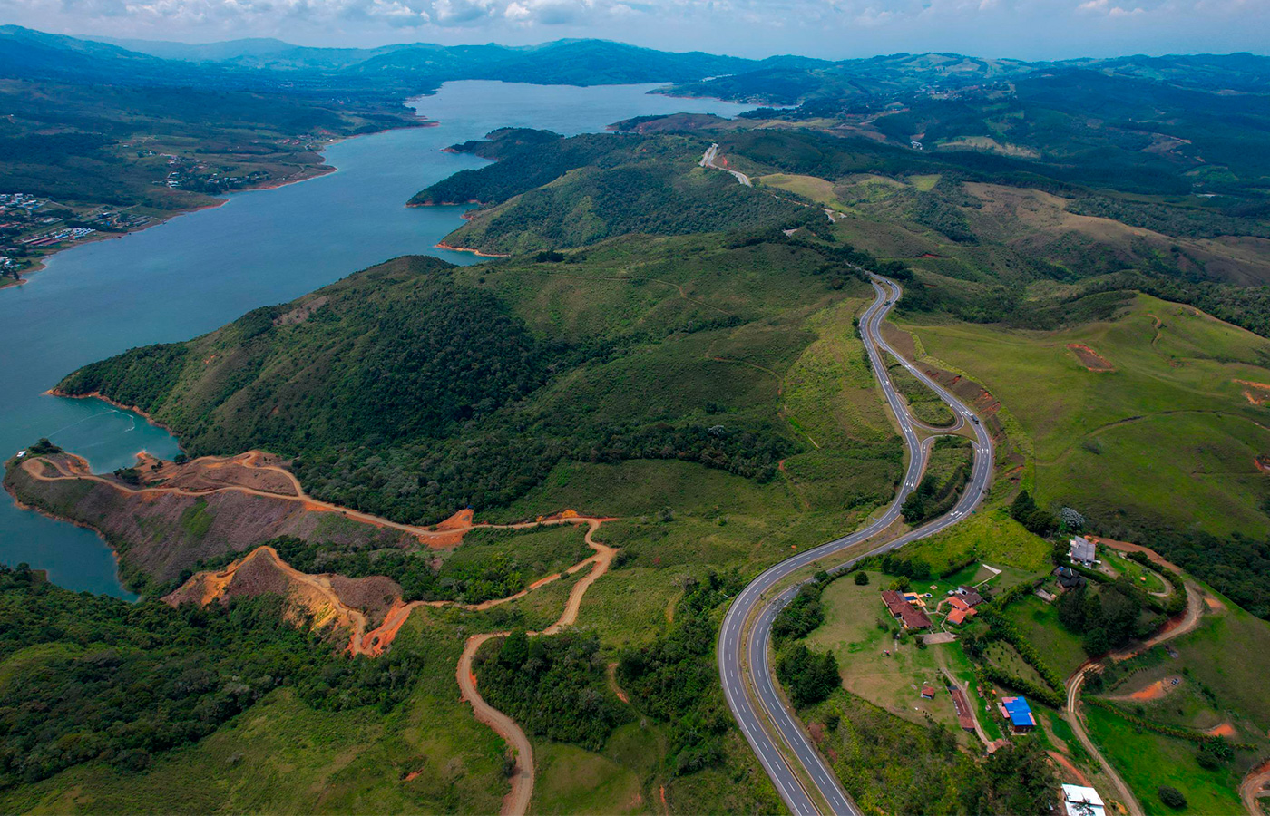 Colombia: Proyecto 5G Buga – Buenaventura genera más de 3000 empleos