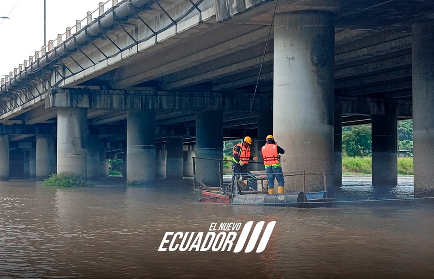 Ecuador: MTOP repara pilotes del puente Vicente Rocafuerte