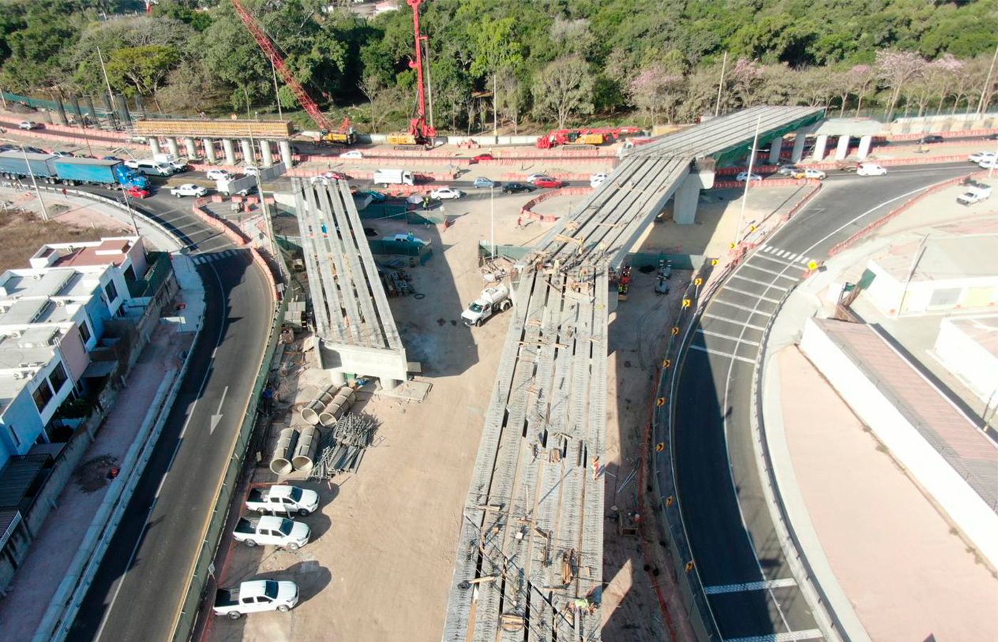 México: Entronque Vallarta registra avance del 50%