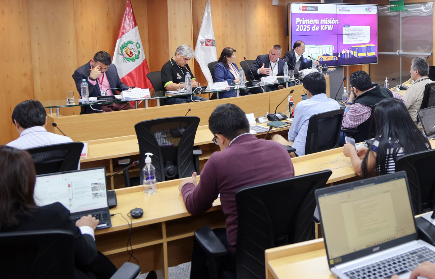 Perú informa sobre proyectos de transporte cofinanciados por el KfW y CAF