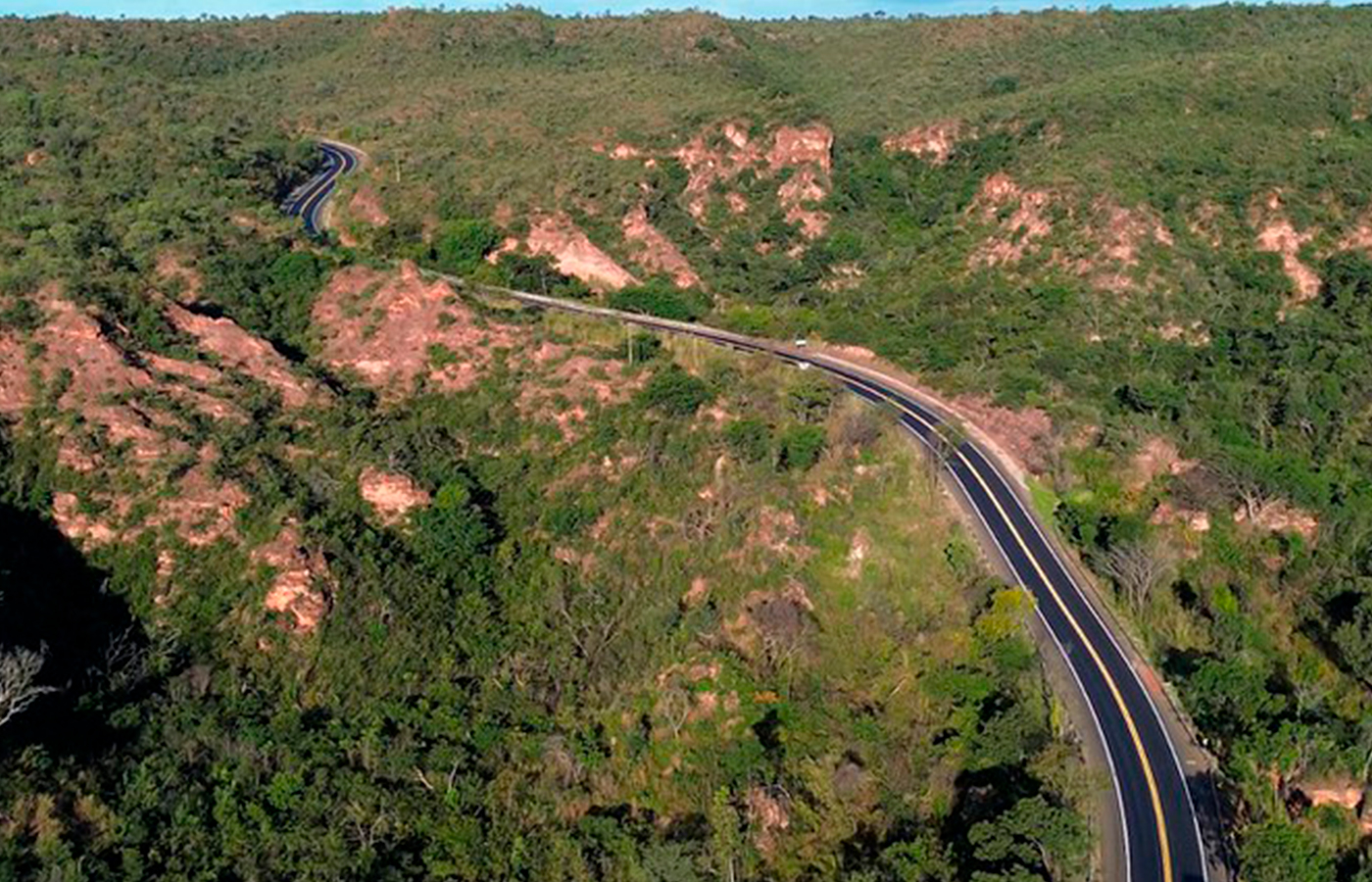 Brasil: Se han revitalizado 34.5 km de la BR-135/PI, entre Gilbués y Corrente