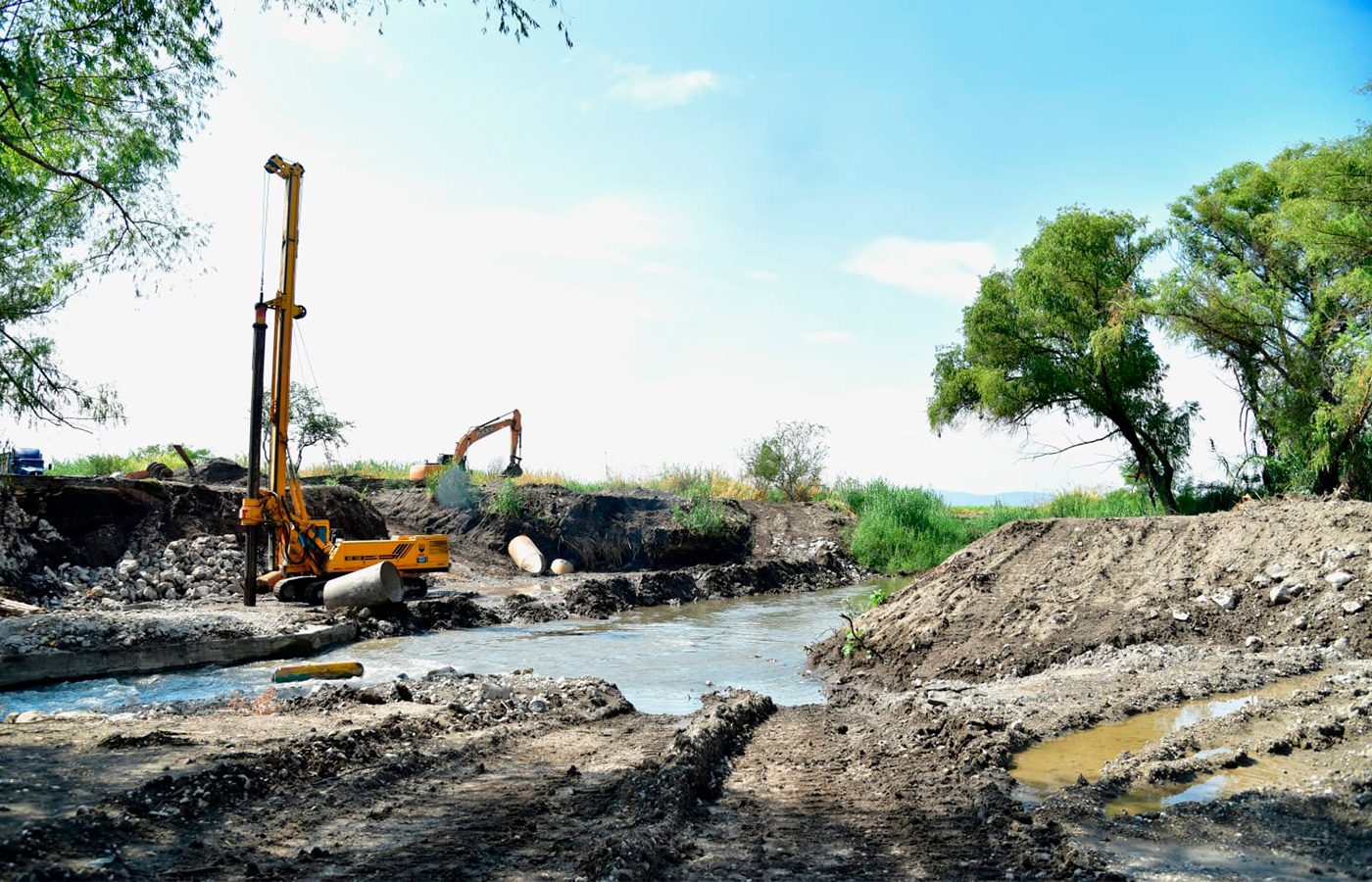 México construirá 21 puentes y distribuidores viales en 10 regiones