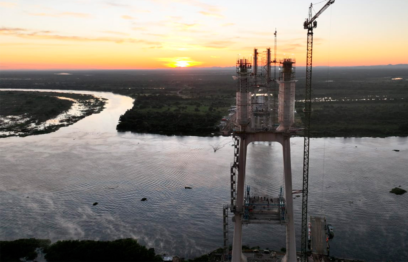 Paraguay: Avance del Puente de la Bioceánica alcanza el 76 %