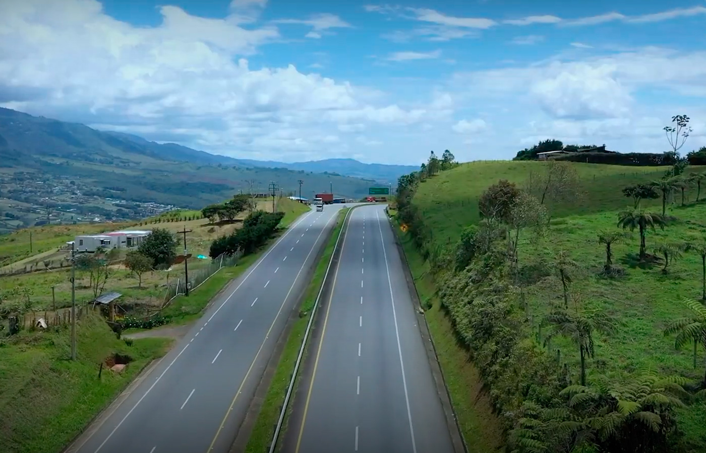 Sacyr vende a Actis tres concesiones viales en Colombia por USD 1600 millones