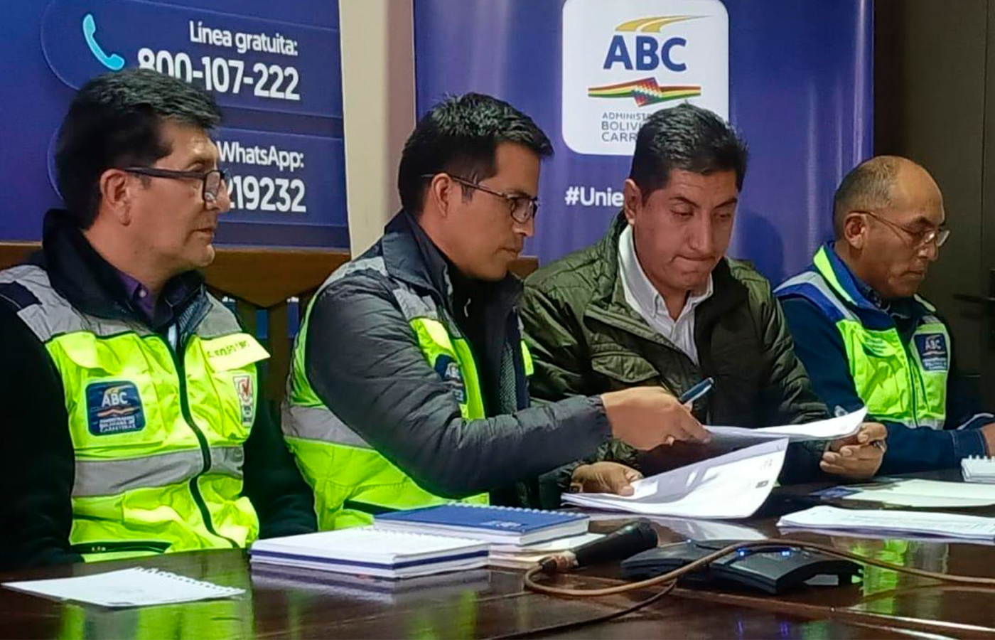 Bolivia: Firman contrato para construir los tramos La Joya – Chuquichambi y Huayllamarca – Totora