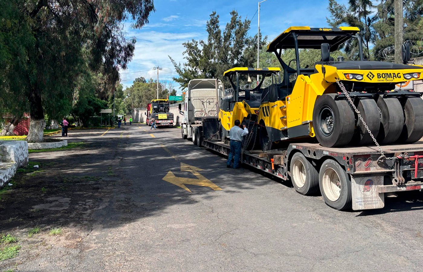 México: SICT inicia la entrega de trenes de pavimentación
