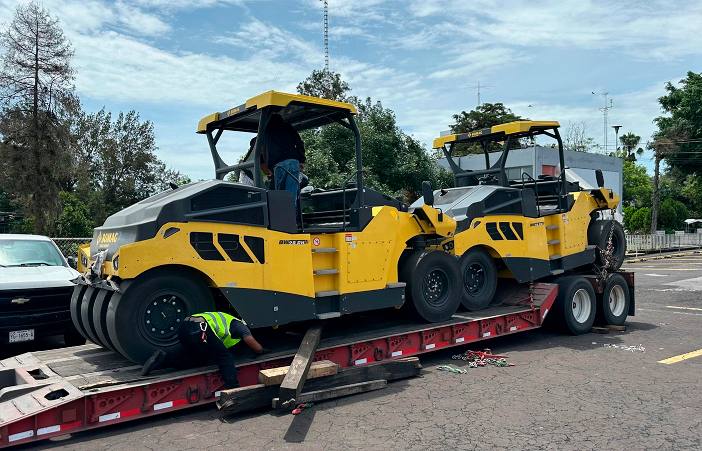 México: SICT lanza licitación para adquirir 54 máquinas de pavimentación  