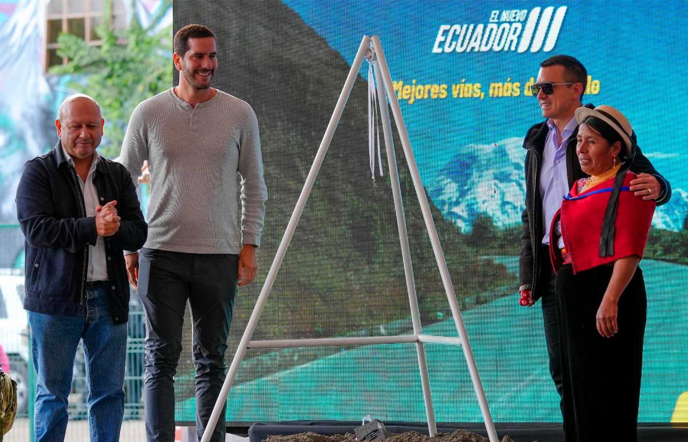 Ecuador: Más de USD 47 millones para obras en la vía Balbanera-Pallatanga-Cumandá