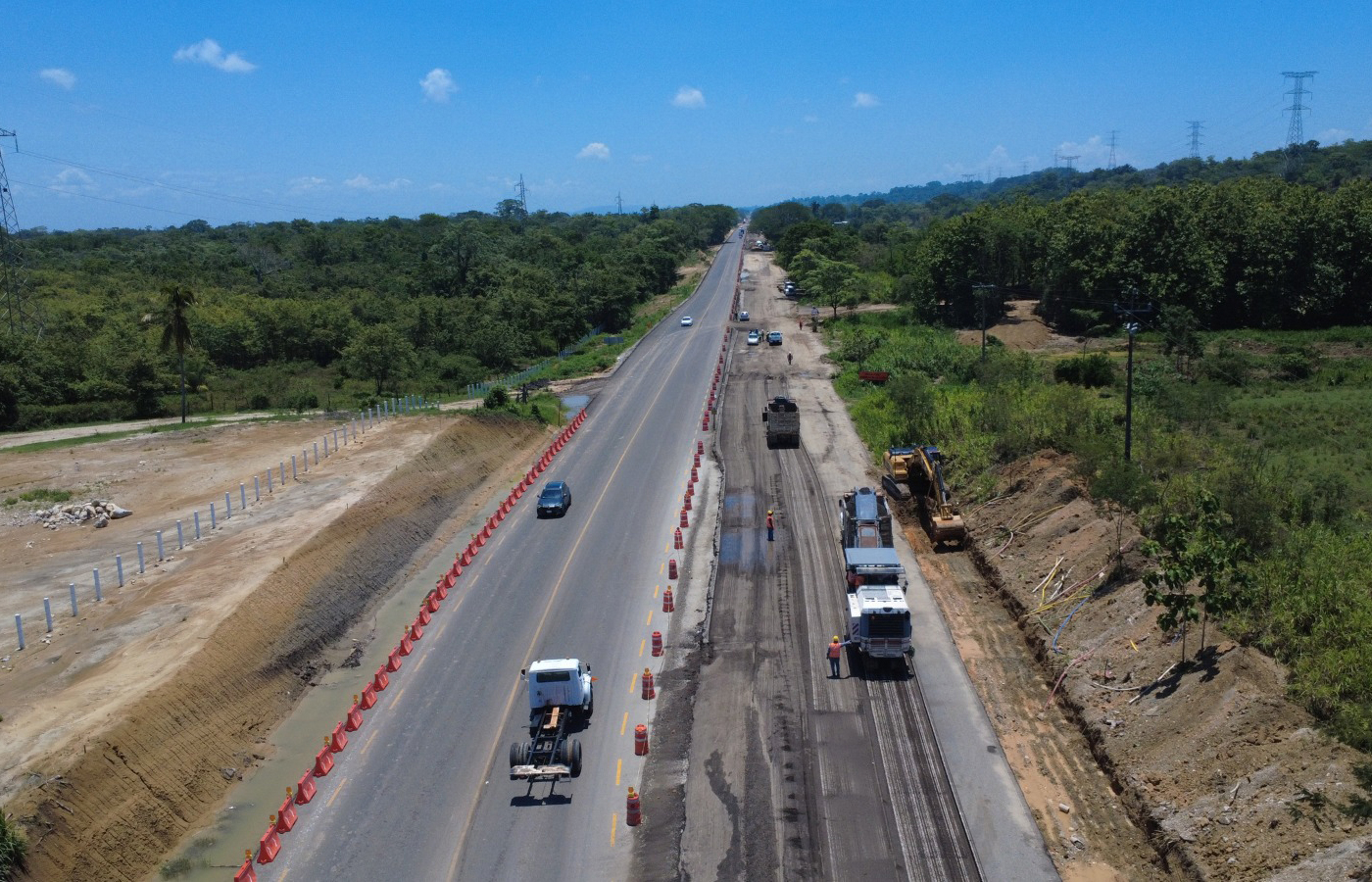 México: Ampliación de la carretera Villahermosa - Escárcega alcanza 40% de avance
