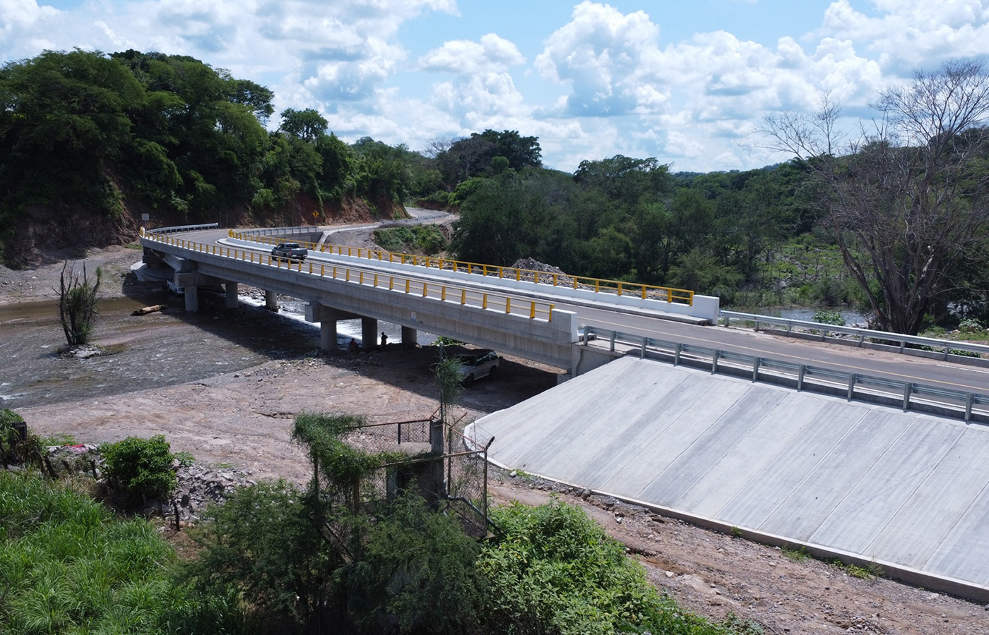 México: Concluyen obras de la carretera San Ignacio-Tayoltita