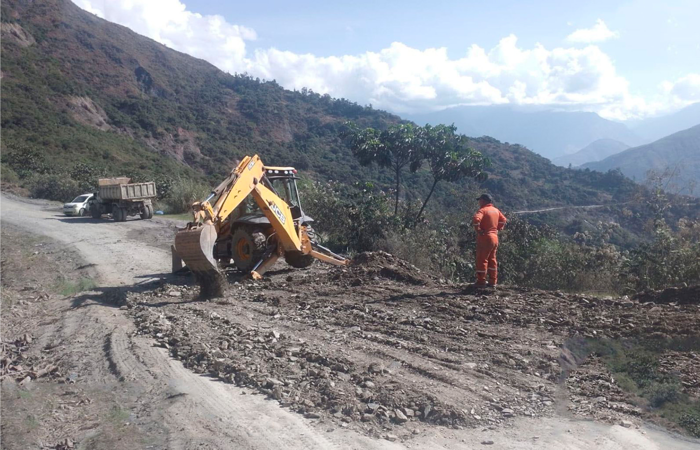 Bolivia: Avanza la construcción de la carretera Unduavi–Chulumani