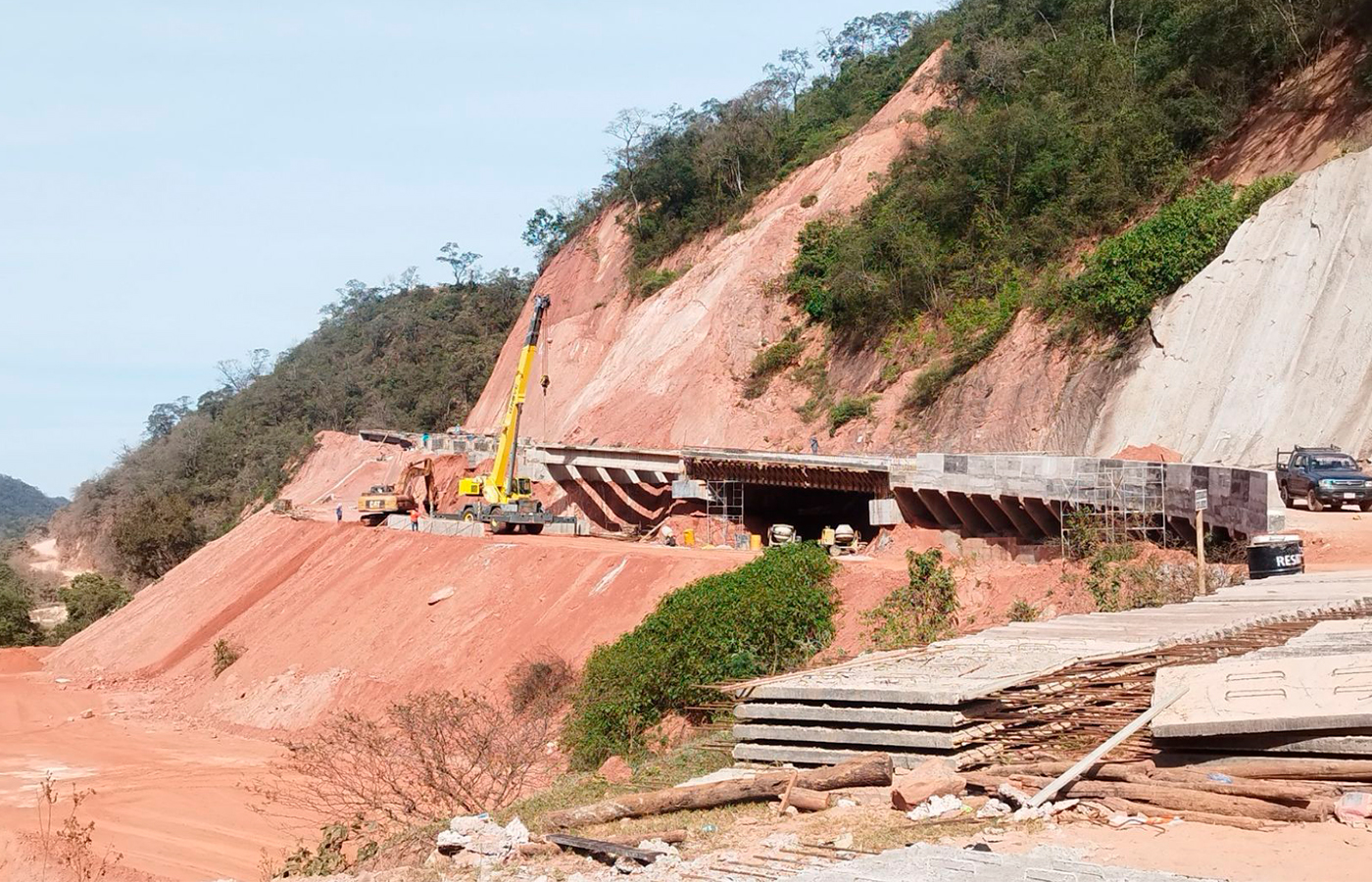 Bolivia: Carretera Acheral – Choere tiene un 60% de avance
