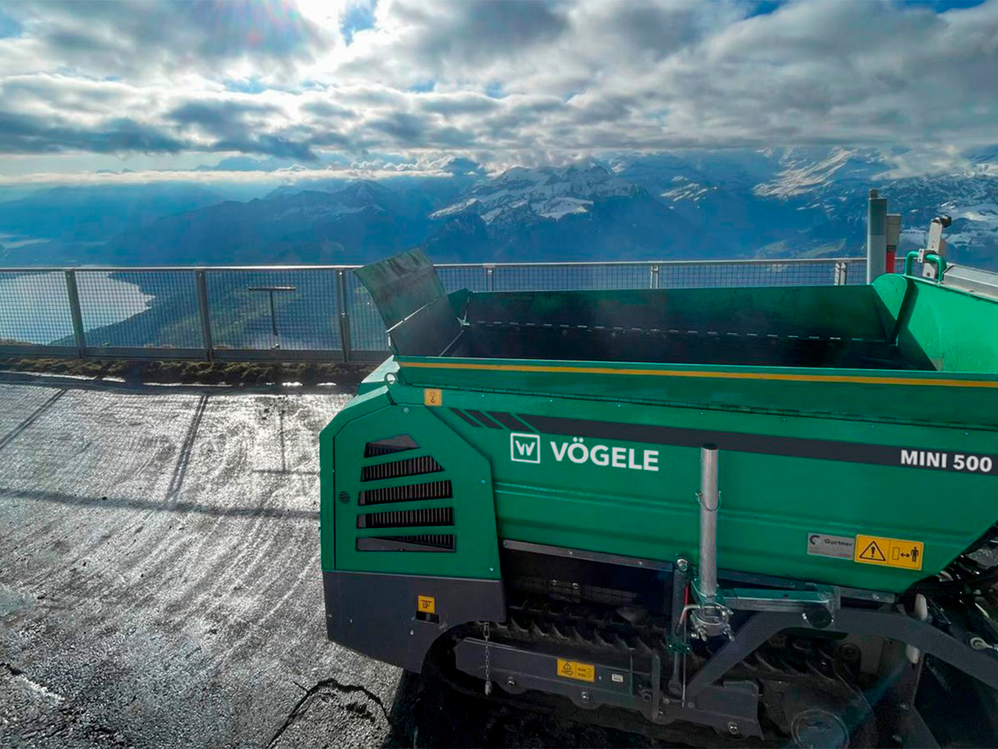 La extendedora más pequeña de Vögele en una montaña suiza