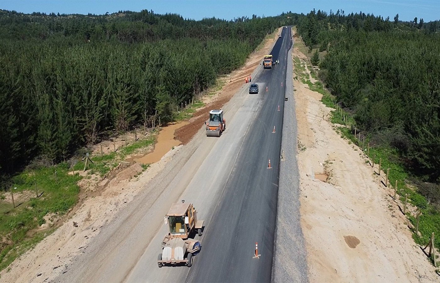 Chile: Pavimentación de la Ruta J-80 alcanza el 25% de avance en Maule