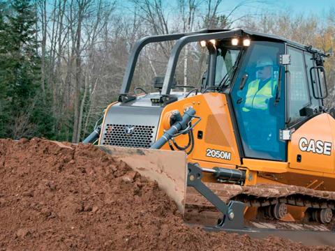 Case CE renueva sus topadoras más grandes con tecnología de control avanzado