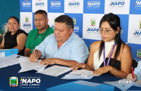 Ecuador: Entregan estudios para 24 km de vía y 15 puentes en Napo 