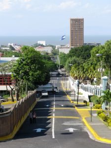 Vía principal en la capital de Nicaragua