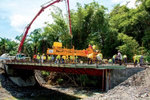 Construcción de puente en Panamá 